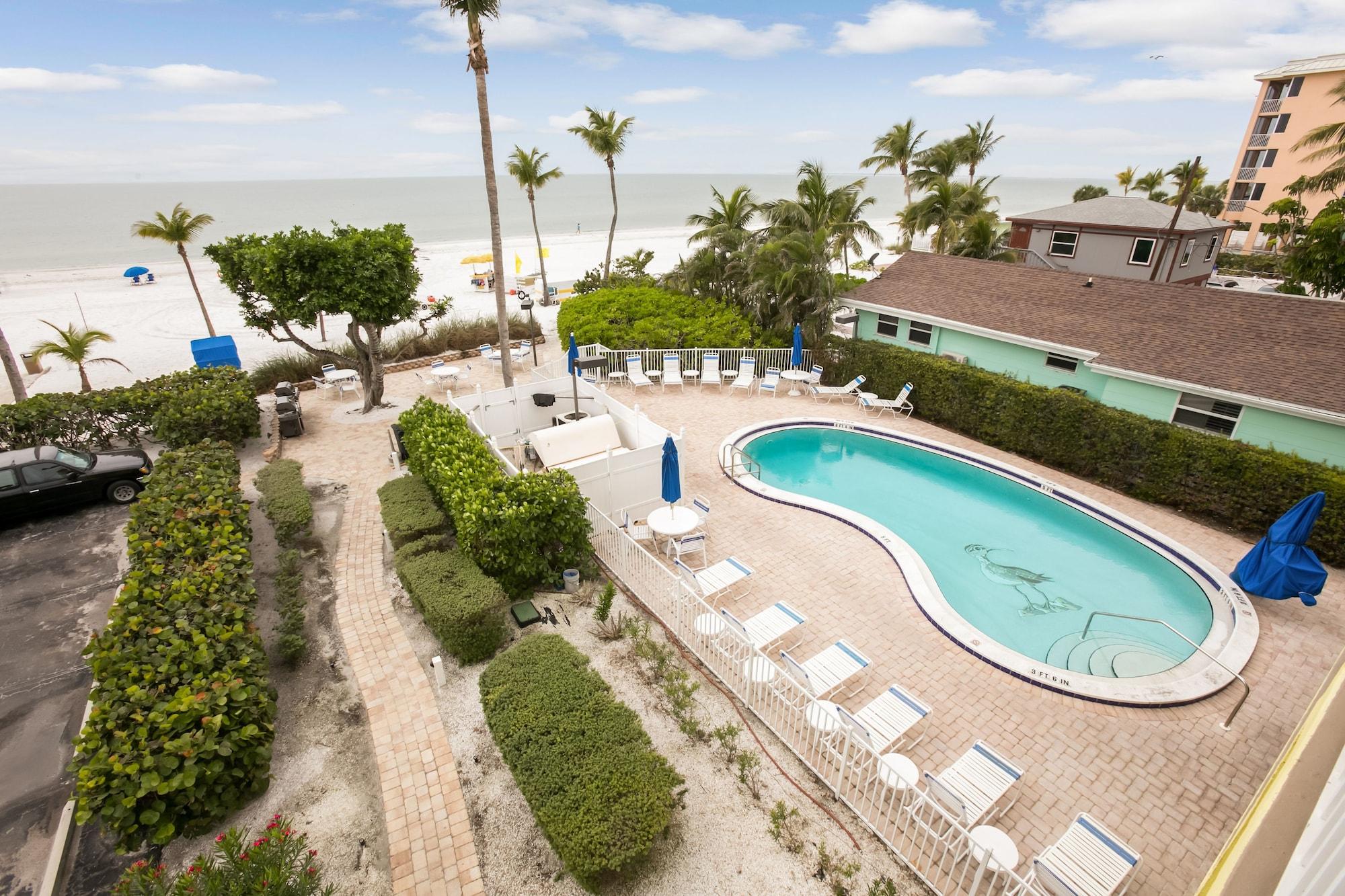 Sandpiper Gulf Resort Fort Myers Exterior photo